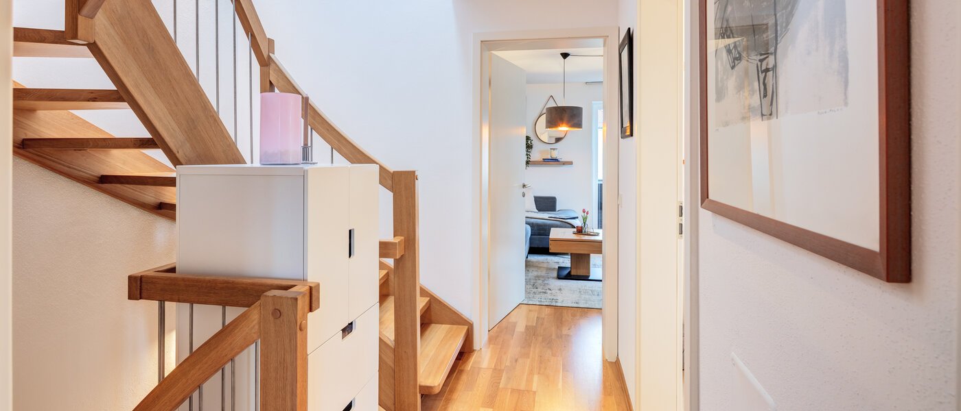 テラスハウス角住宅 München Untermenzing 06 玄関入り口 14723