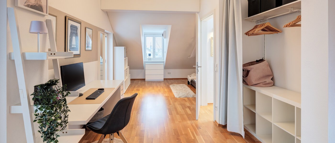 テラスハウス角住宅 München Untermenzing 05 3.　寝室 14723