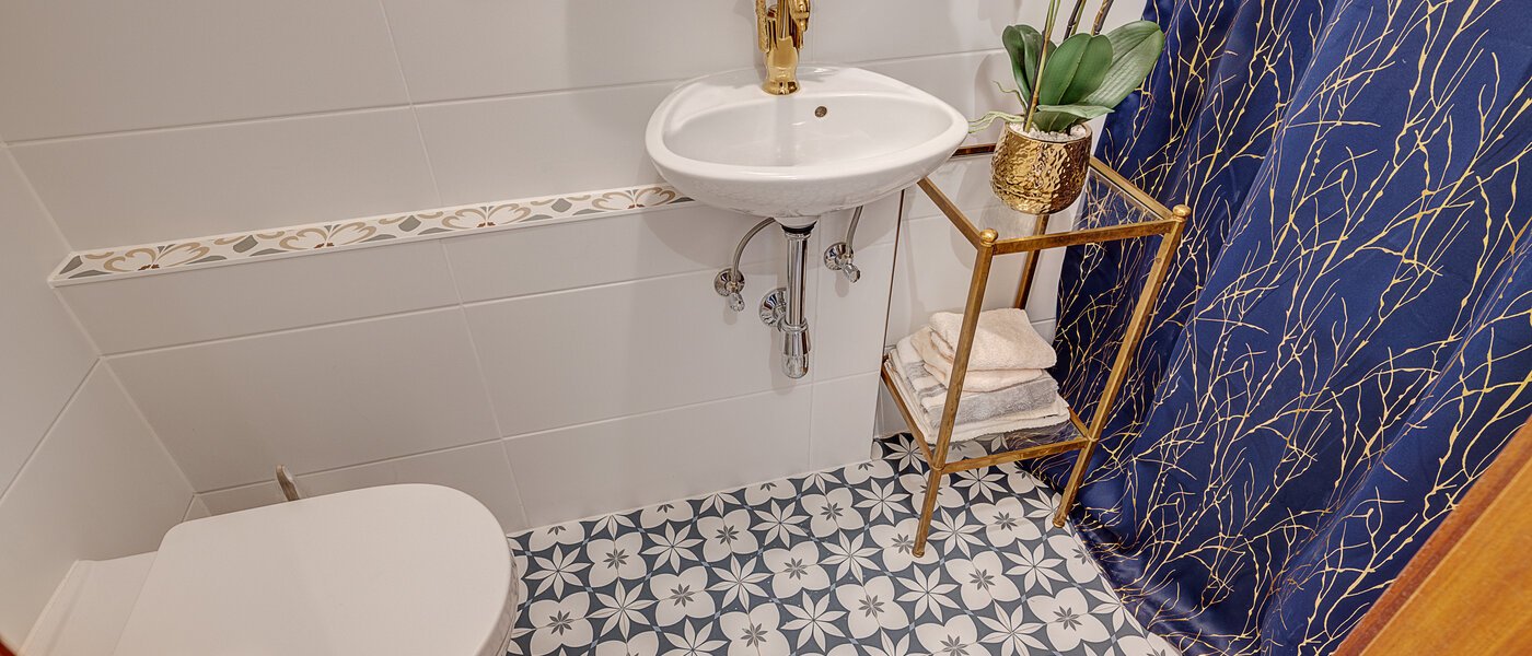 庭付き住宅 München Solln 03 ゲスト用 WC 14725