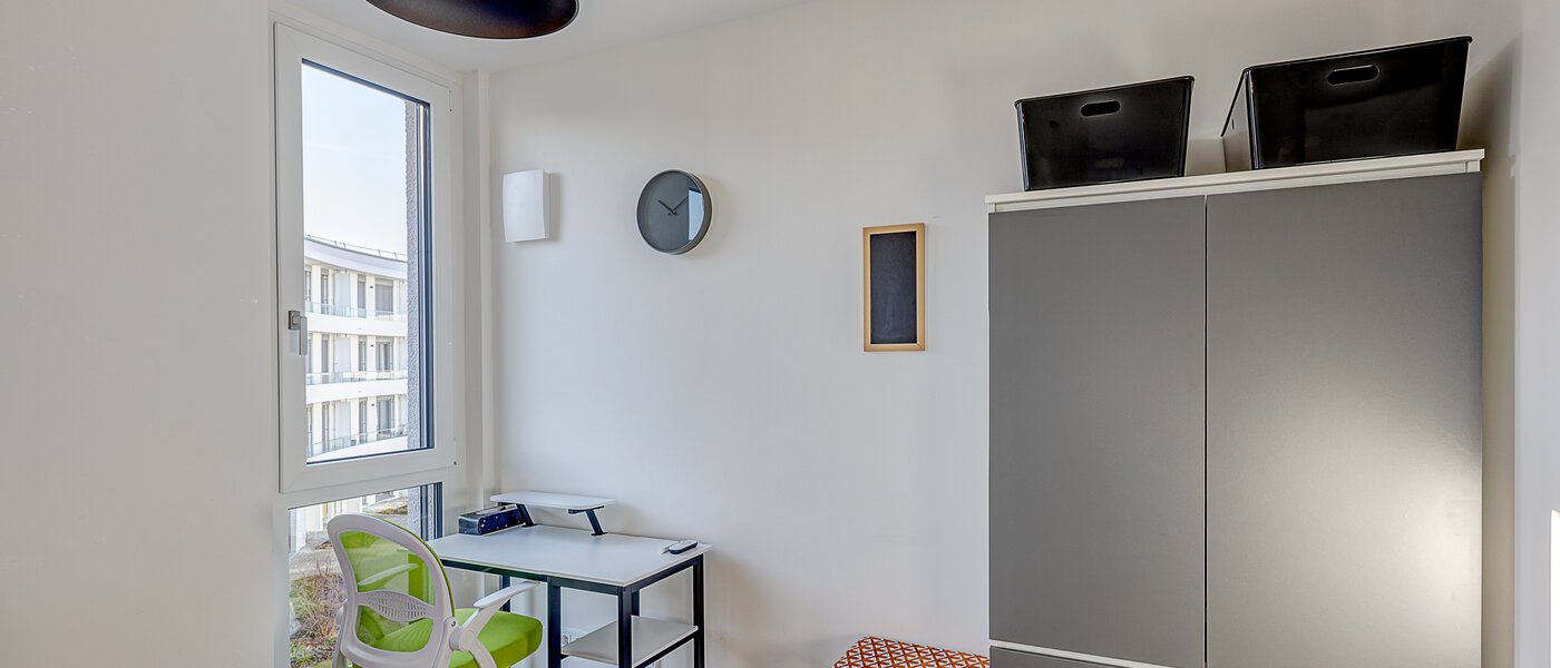 マンション München Neuaubing 02 2.　寝室 14726