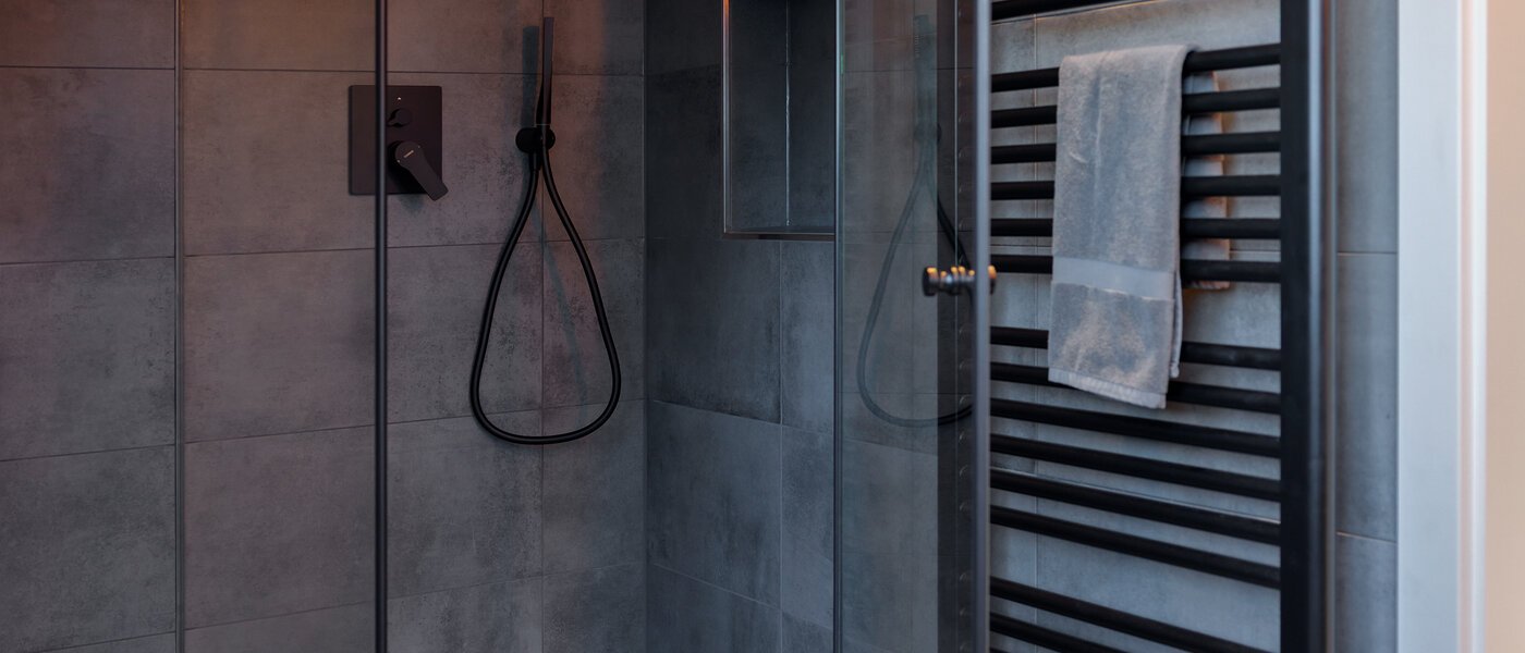 アティック・フラット（屋根裏） München Forstenried 02 浴室 14733