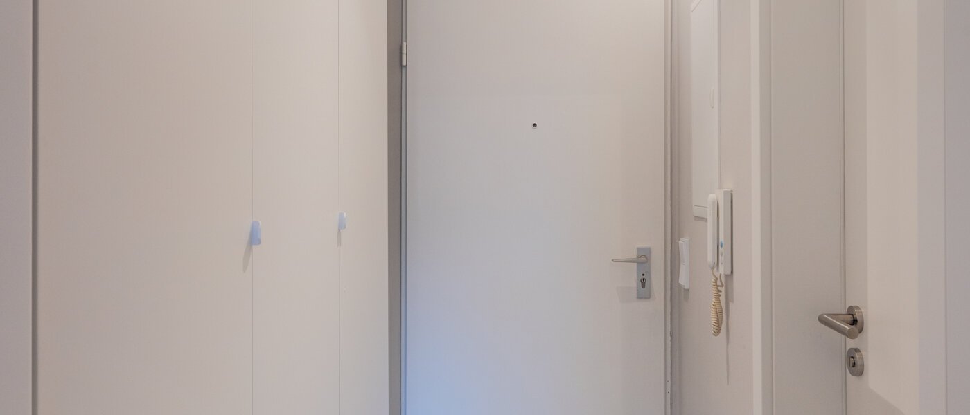 マンション München Schwabing - Alte Heide 02 玄関入り口 14736