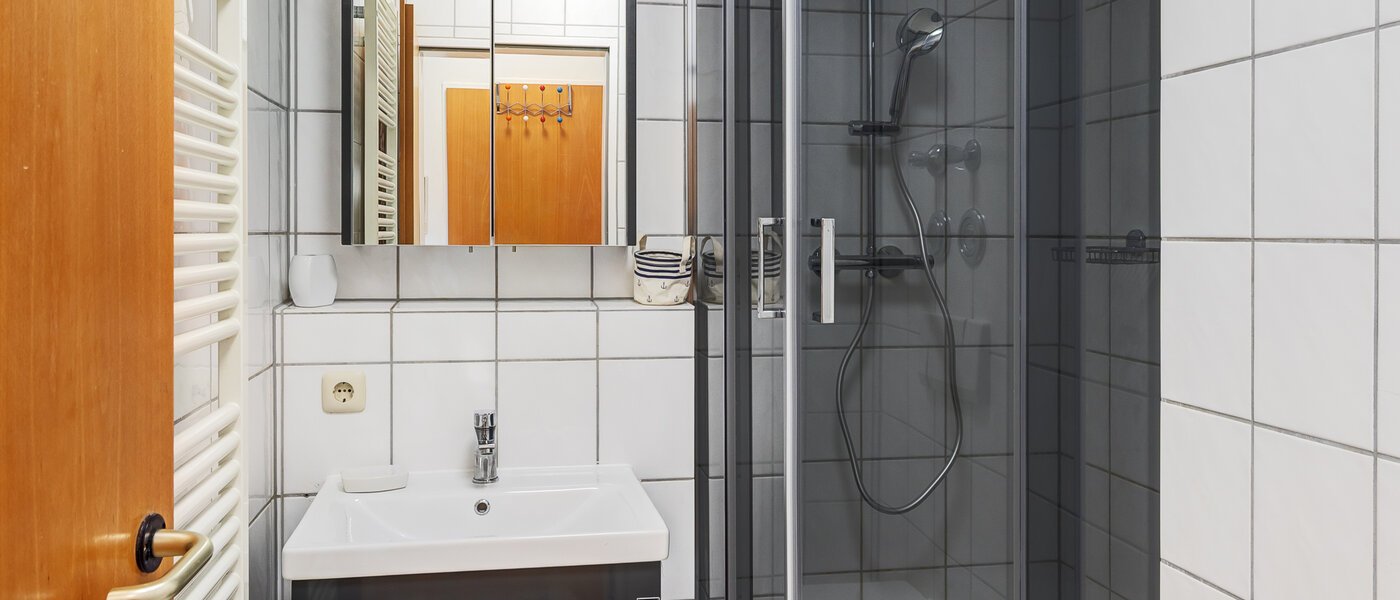 アパルトマン Neufahrn b. Freising 01 浴室 14738