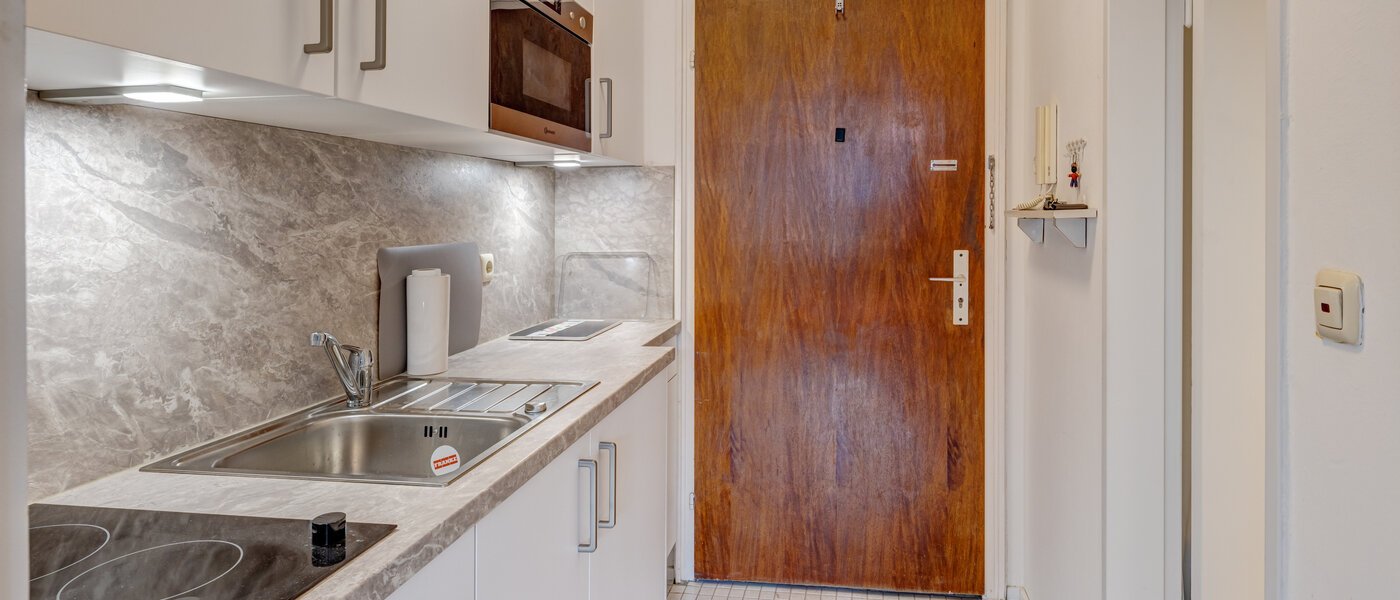 アパルトマン München Schwabing-West (rund um den Hohenzollernplatz) 02 玄関入り口 14754