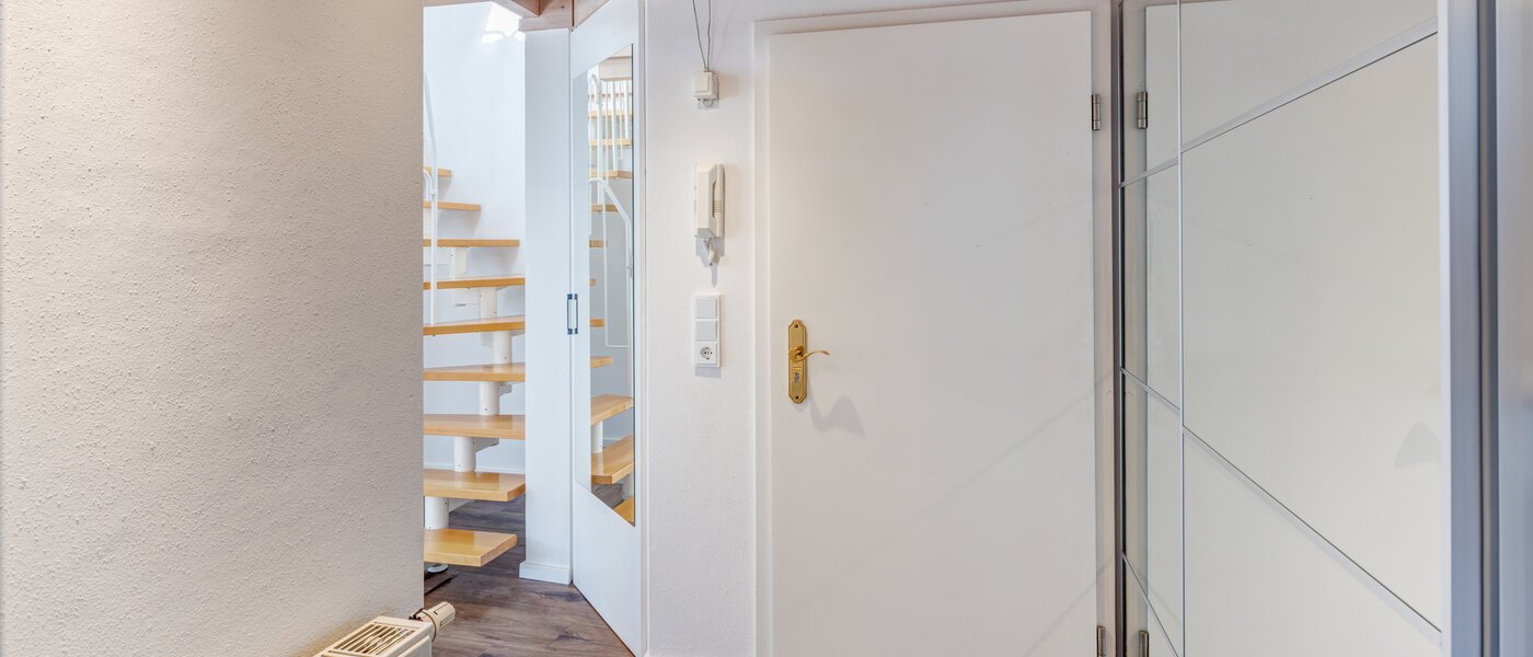 複層住宅 München Waldtrudering 02 玄関入り口 14759