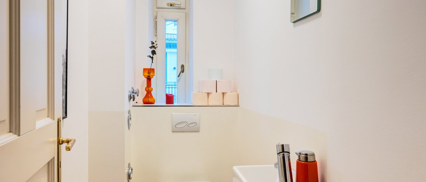 メゾネット・マンション（複数階にわたるマンション） München Schwabing-West 01 ゲスト用 WC 14766