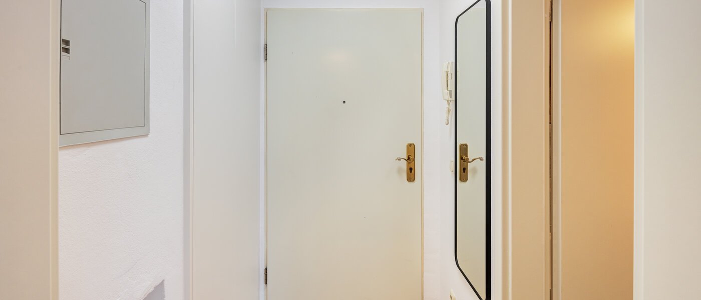 マンション München Schwabing-West 01 玄関入り口 14767