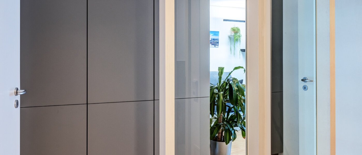 マンション München Maxvorstadt 01 玄関入り口 14769