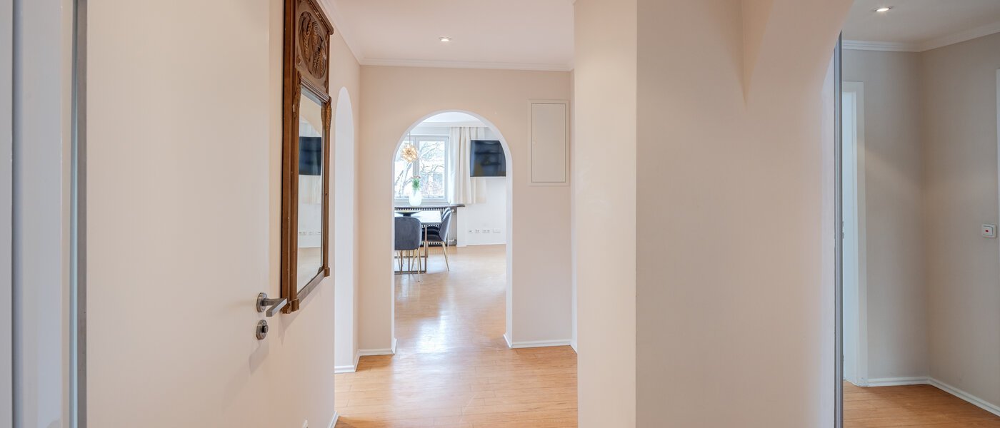 マンション München Nymphenburg 02 玄関入り口 14770