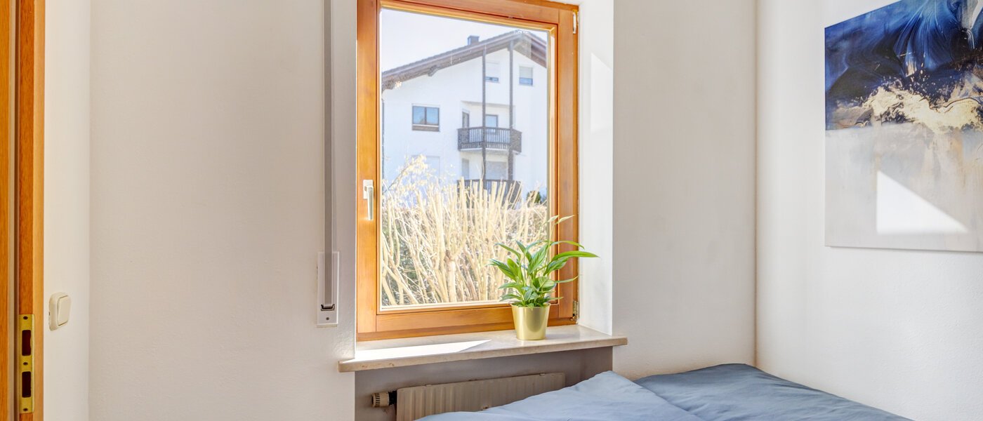 庭付き住宅 München Altperlach 02 寝室 14773