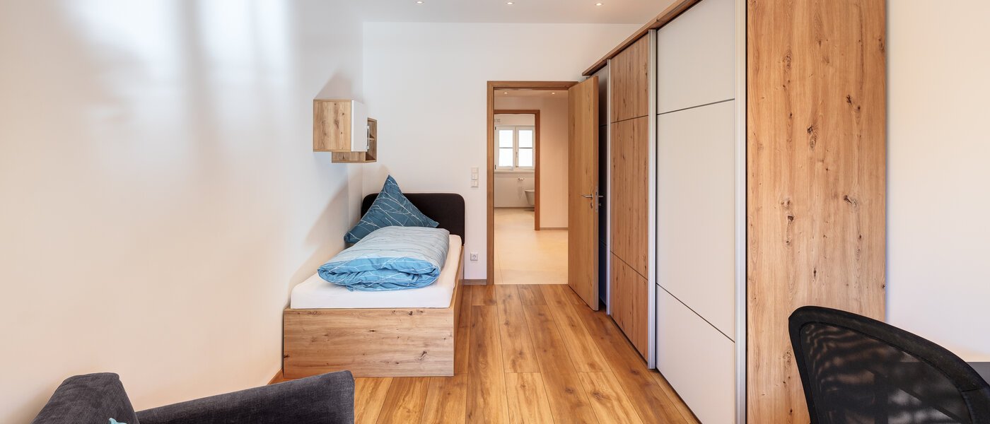 マンション Rottach-Egern 03 2.　寝室 14774