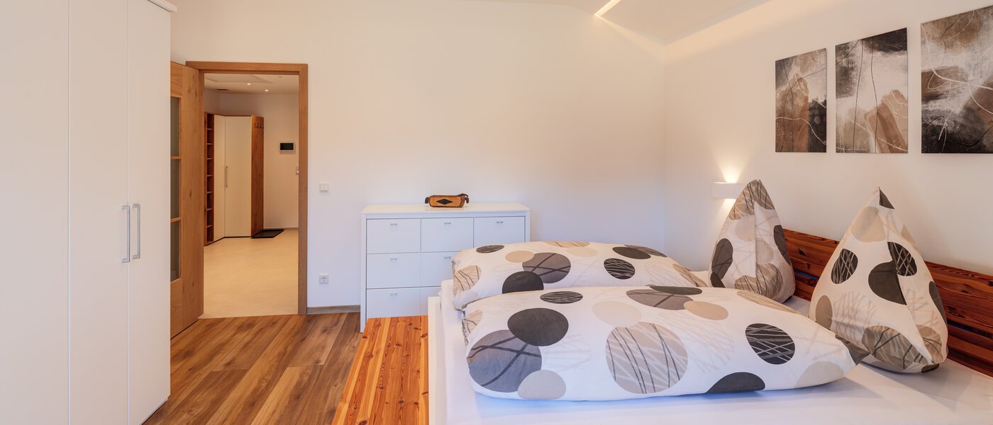 マンション Rottach-Egern 04 1. 寝室 14774