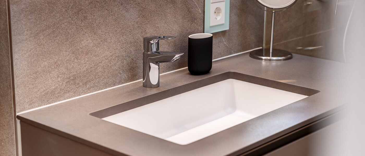 ペントハウス München Nymphenburg 02 1つめの浴室 14775