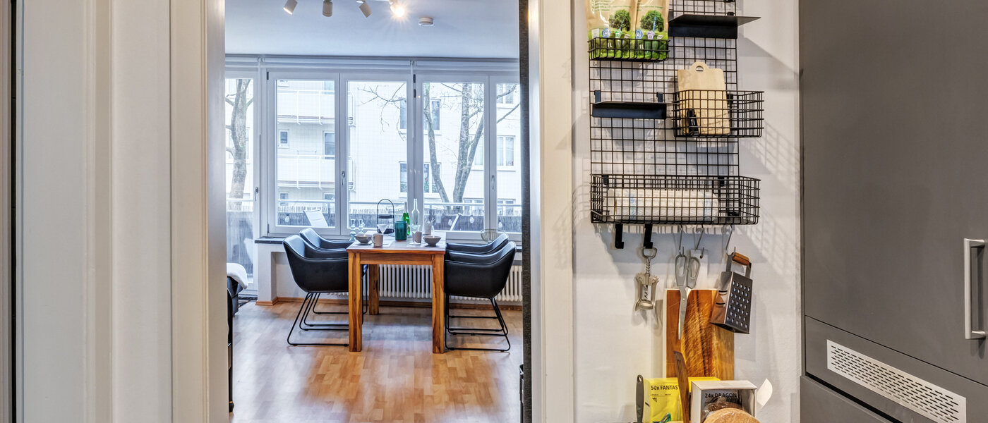 マンション München Schwabing-West (rund um den Hohenzollernplatz) 02 玄関入り口 14776