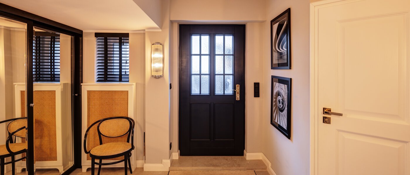 テラスハウス München Schwabing 01 玄関入り口 14779