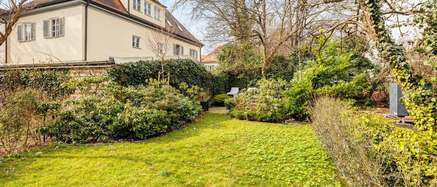テラスハウス München Schwabing 01 庭 14779