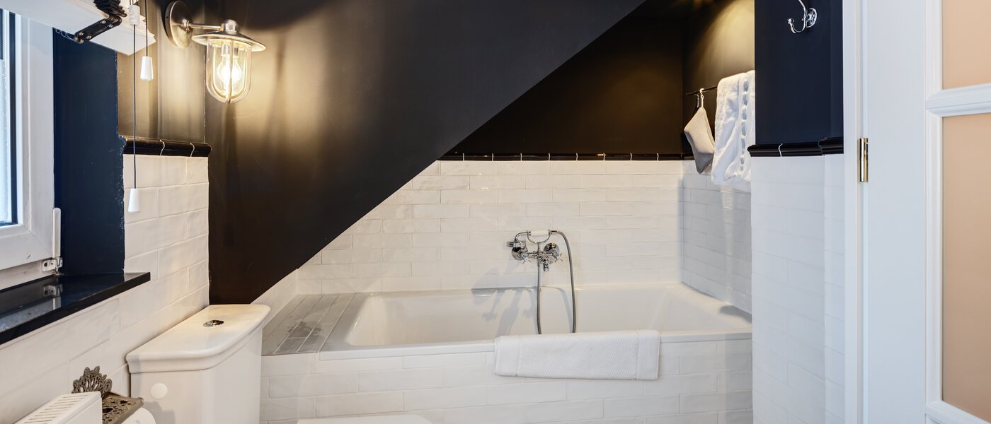 テラスハウス München Schwabing 03 1つめの浴室 14779