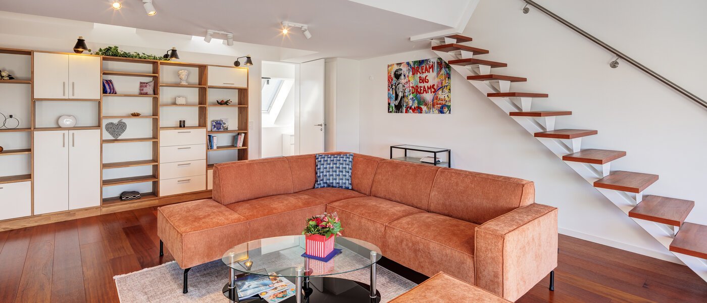 複層－回廊住宅 München Maxvorstadt 05 リビングエリア 14785