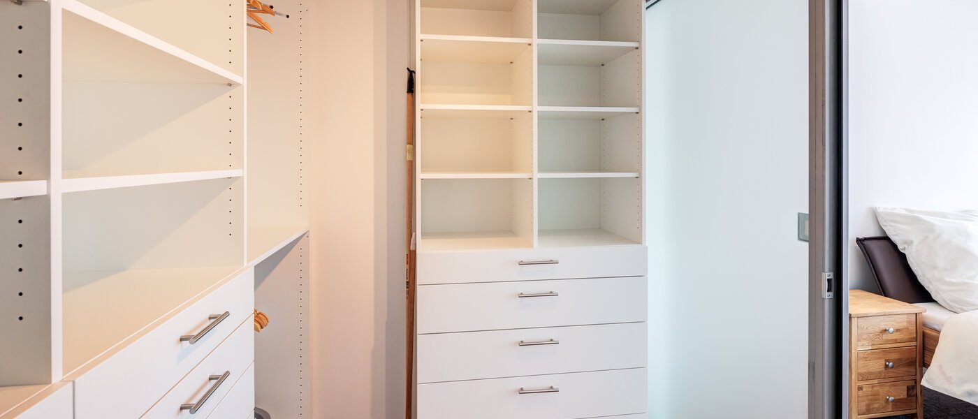 複層－回廊住宅 München Maxvorstadt 01 ウォークイン・カップボード 14785