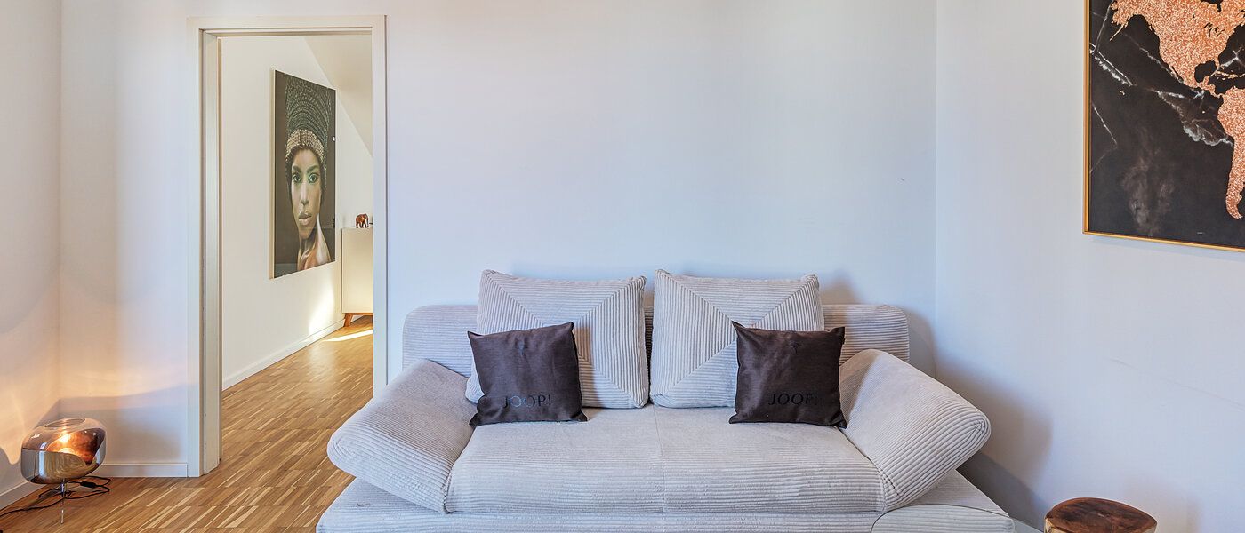 ペントハウス Aschheim 04 ワークルーム/ゲストルーム 14787