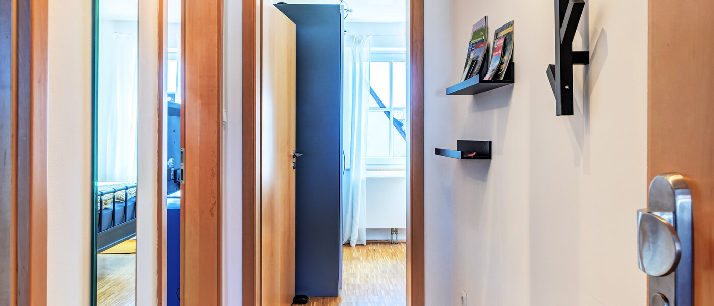 マンション Emmering Fürstenfeldbruck 01 玄関入り口 14789