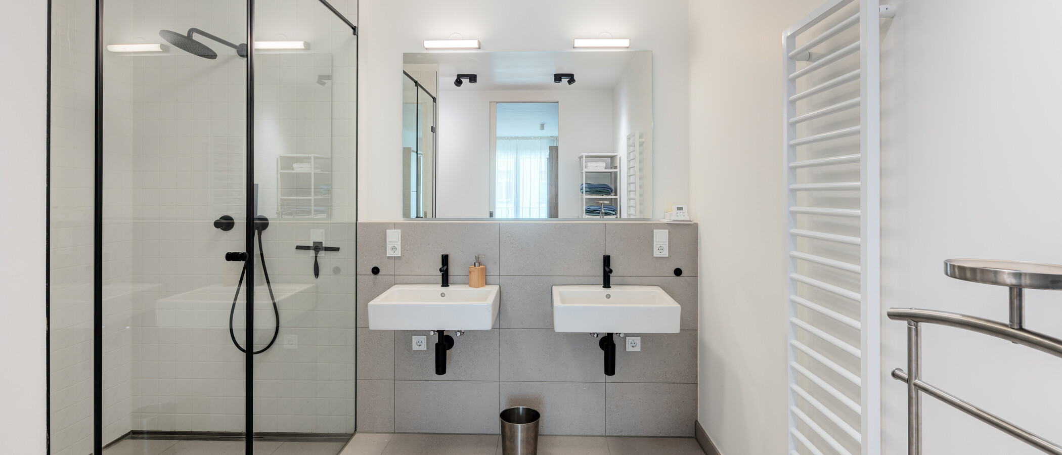 マンション München Neuhausen 01 1つめの浴室 14804