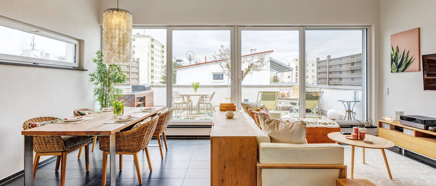 メゾネット・マンション（複数階にわたるマンション） Germering 02 リビングエリア 14809