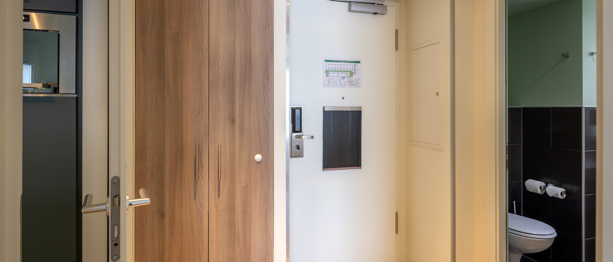 マンション München Schwanthalerhöhe 02 玄関入り口 14817