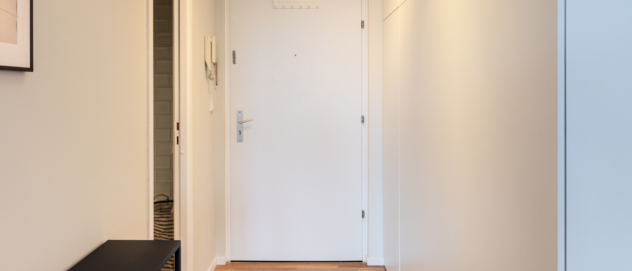 マンション München Sendling-Westpark 02 玄関入り口 14819