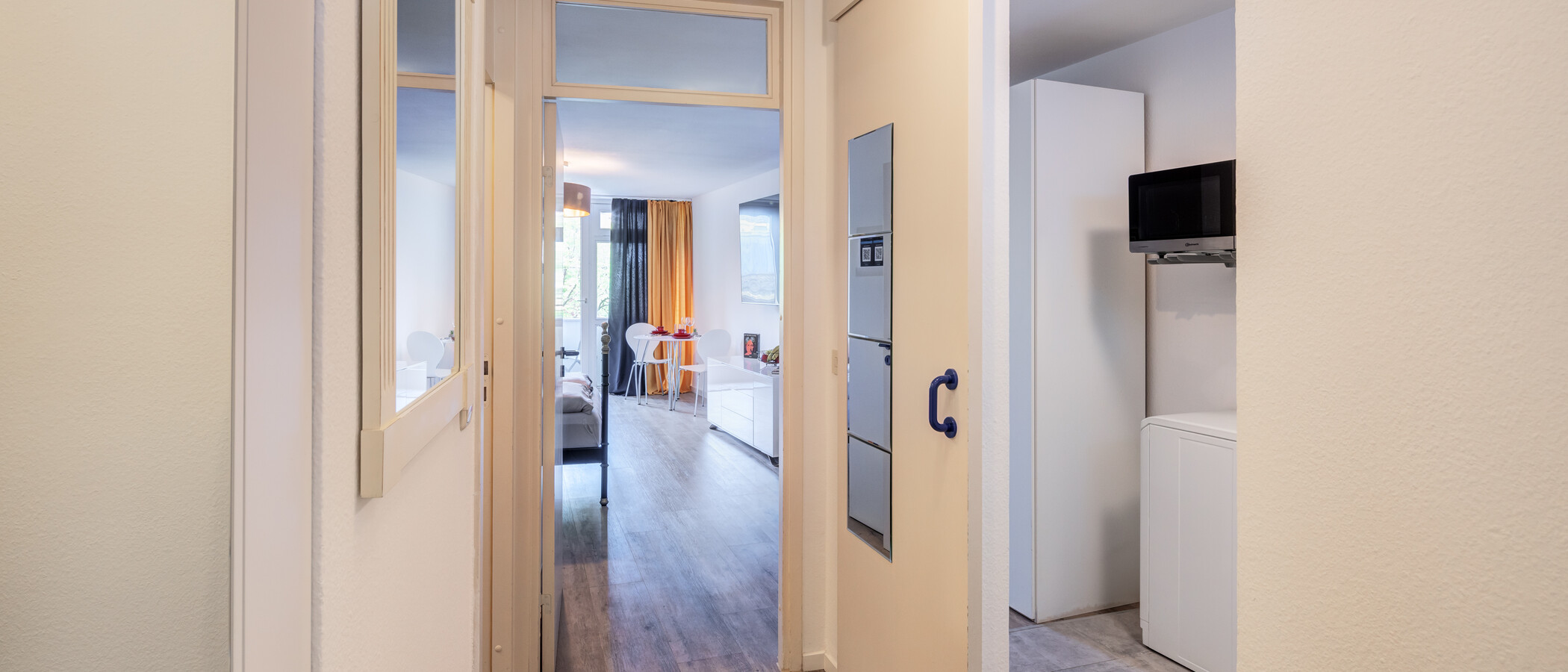 マンション München Maxvorstadt 02 玄関入り口 14821