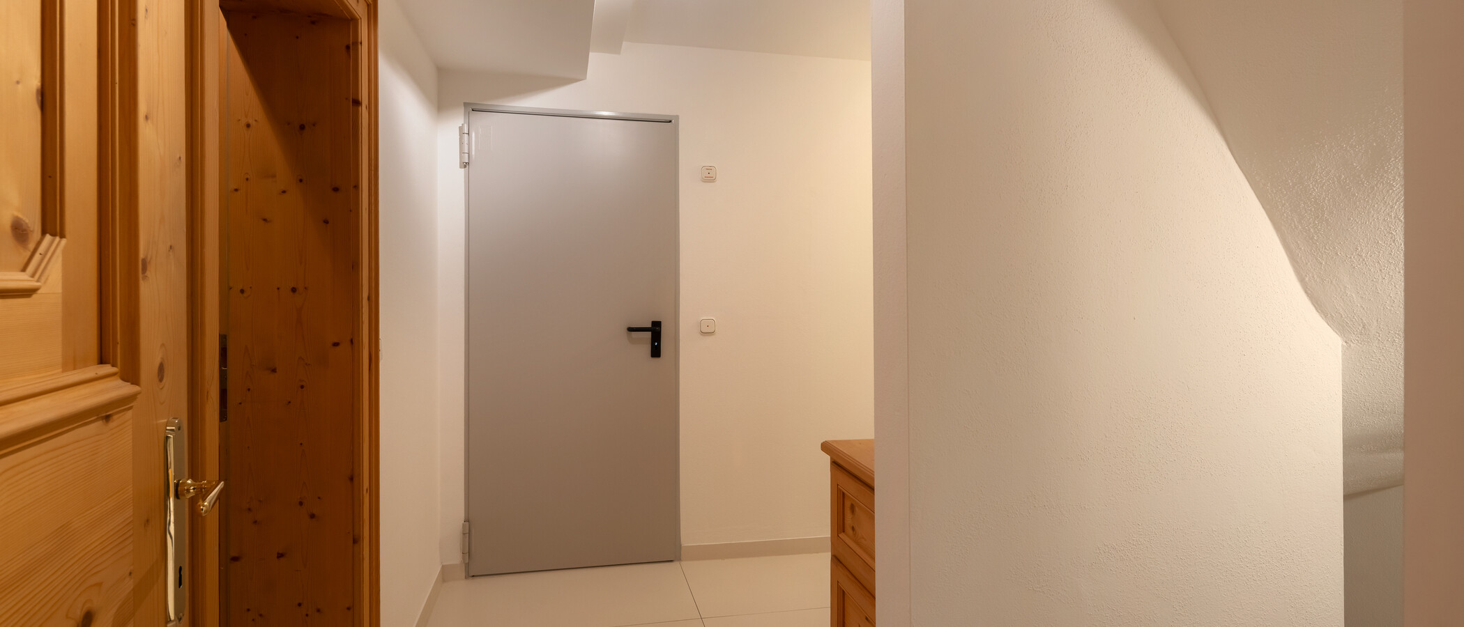 一戸建て München Obersendling 07 玄関入り口 14826