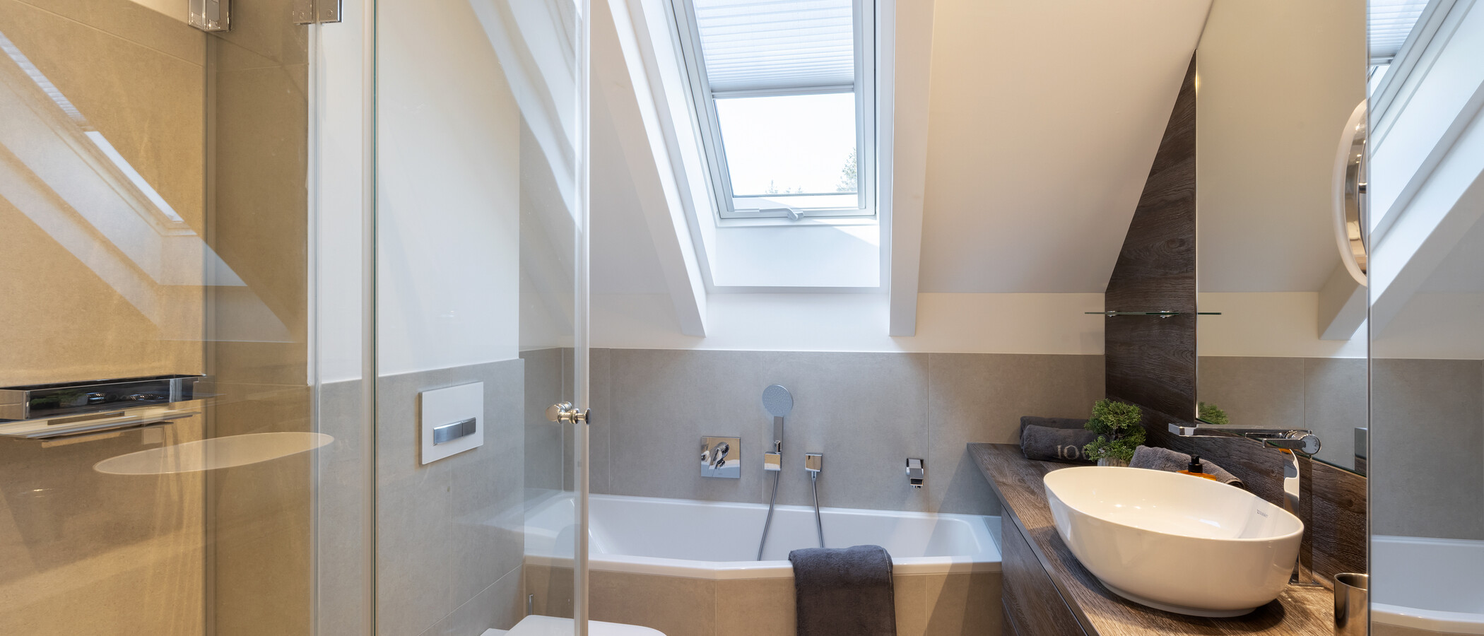 一戸建て München Obersendling 01 1つめの浴室 14826