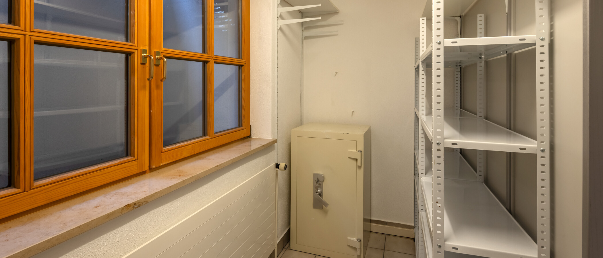 一戸建て München Obersendling 01 貯蔵室 14826