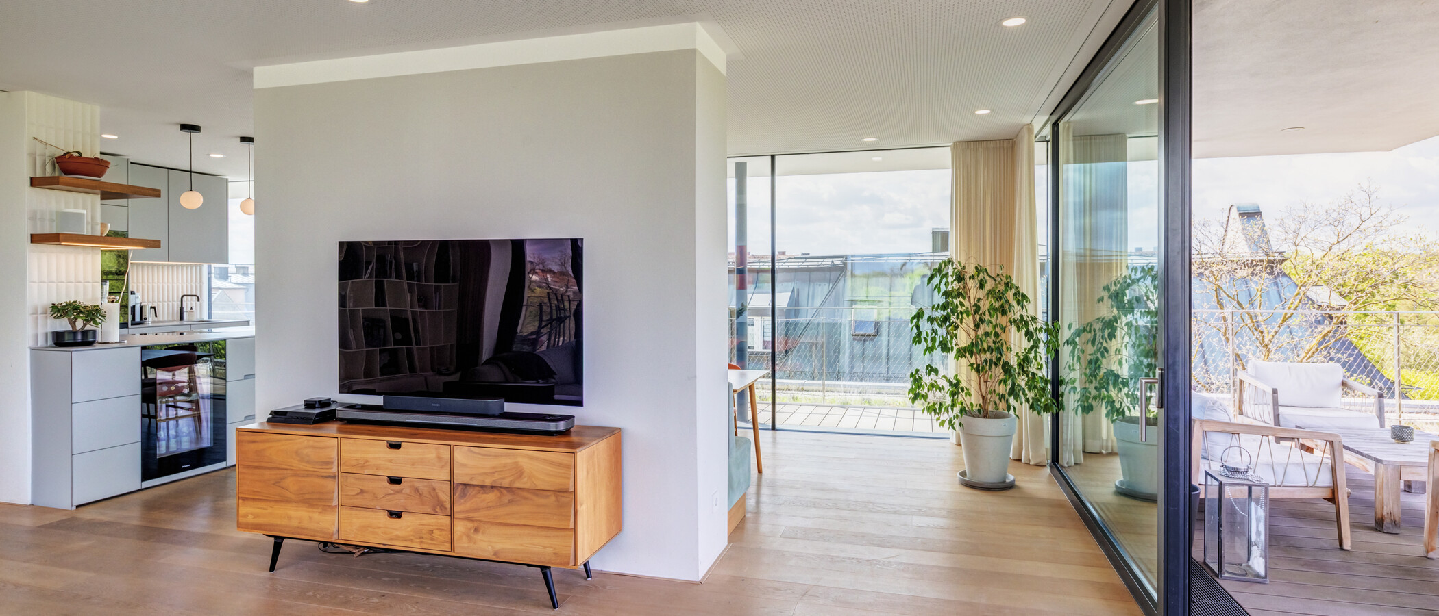 ペントハウス住宅 München Haidhausen 04 リビングエリア 14832