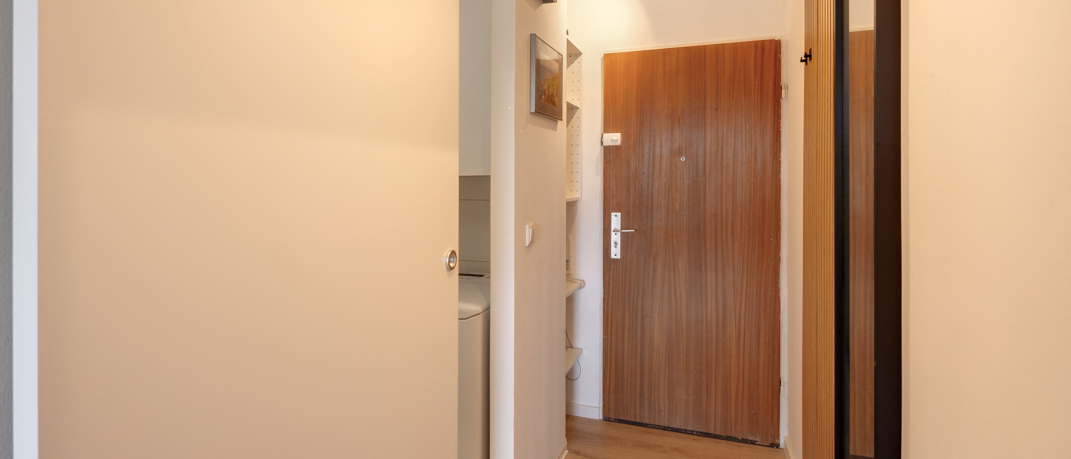 マンション Neufahrn b. Freising 02 玄関入り口 14836