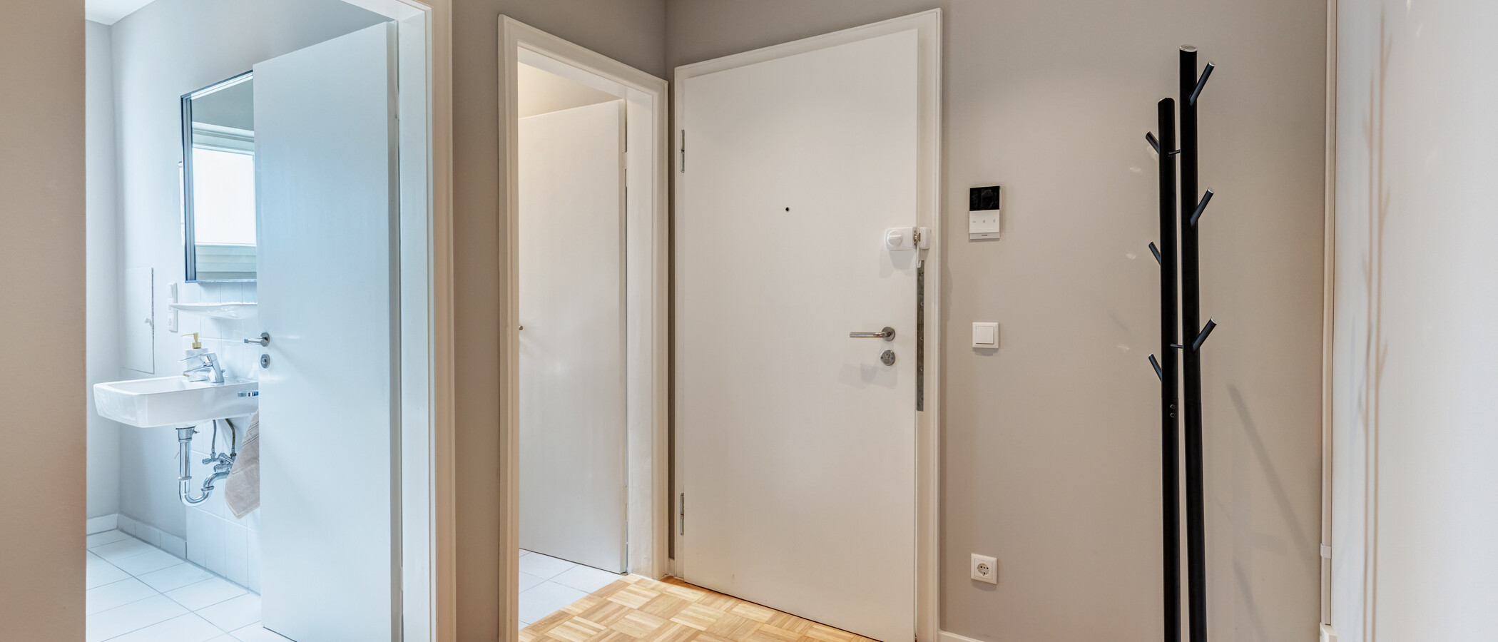 マンション München Maxvorstadt - Universitätsviertel 02 玄関入り口 14853