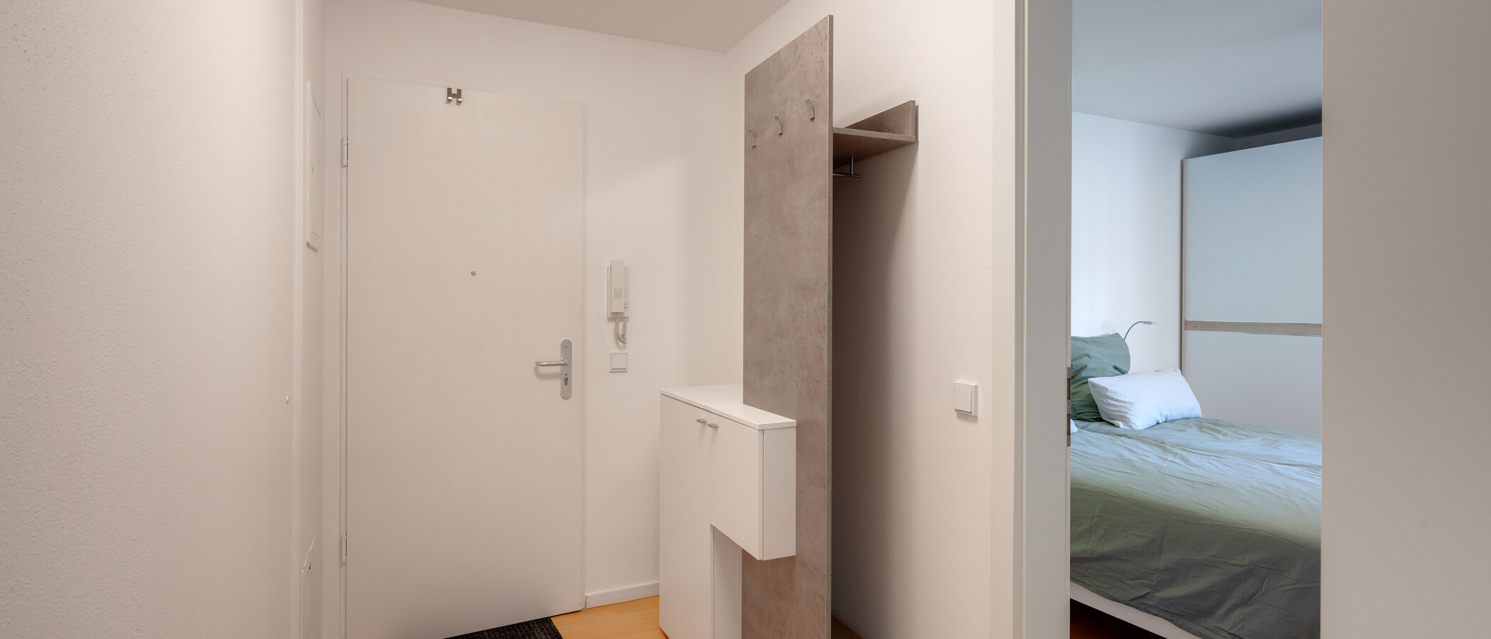 マンション München Harlaching 02 玄関入り口 14867