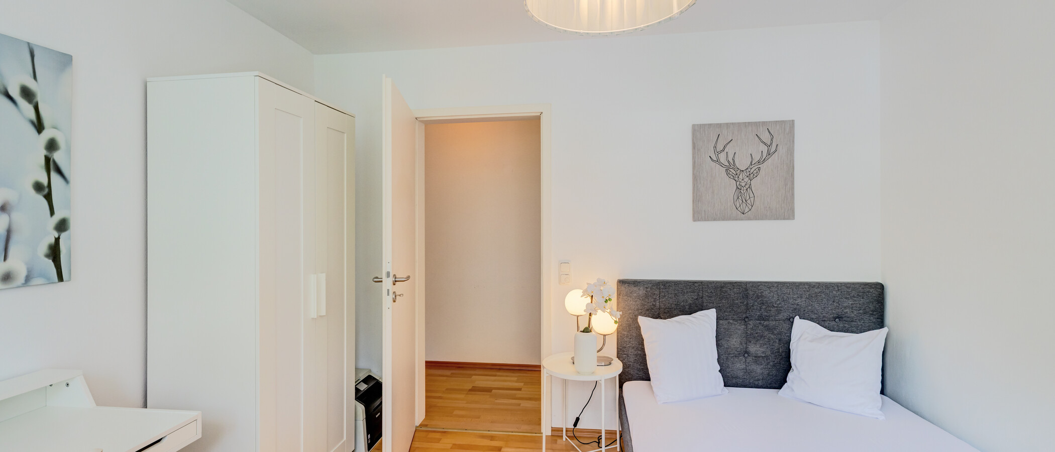 庭付き住宅 München Pasing 02 寝室 14874