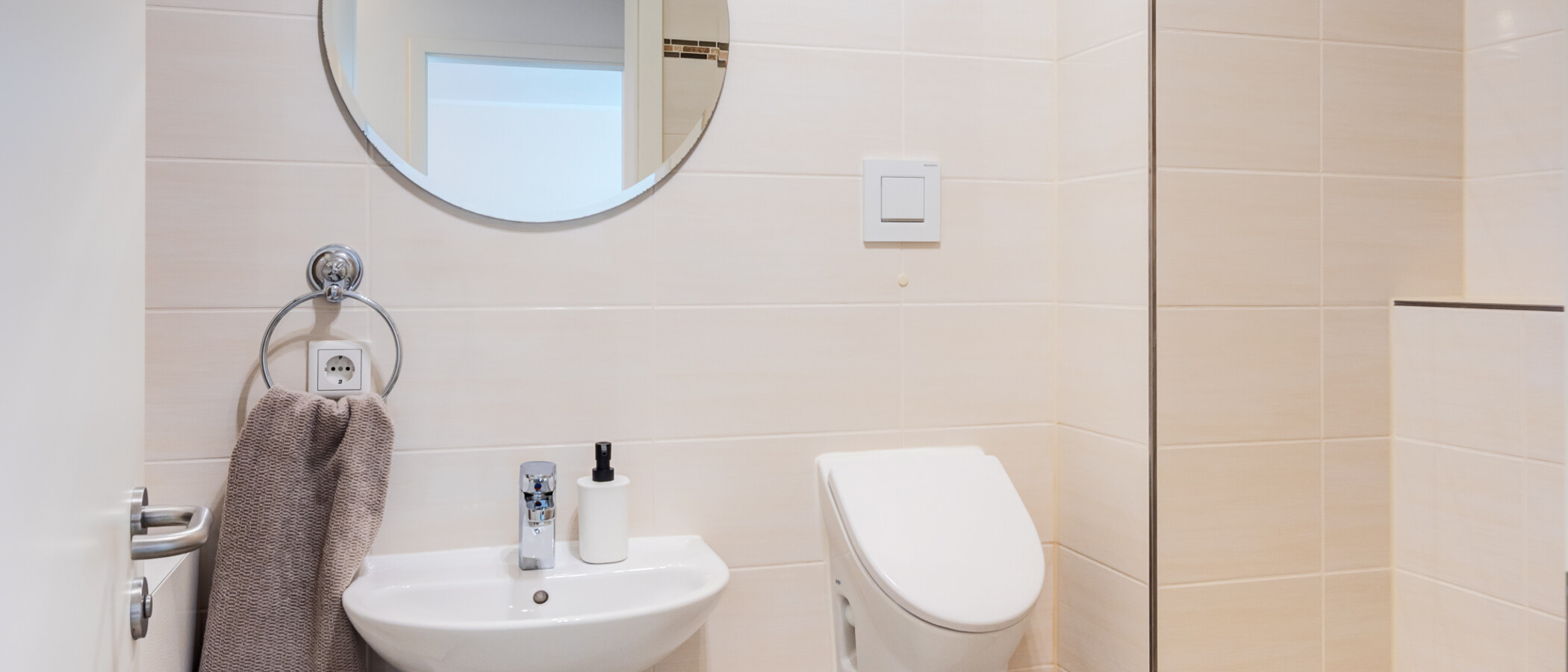 マンション München Moosach 01 ゲスト用 WC 14883