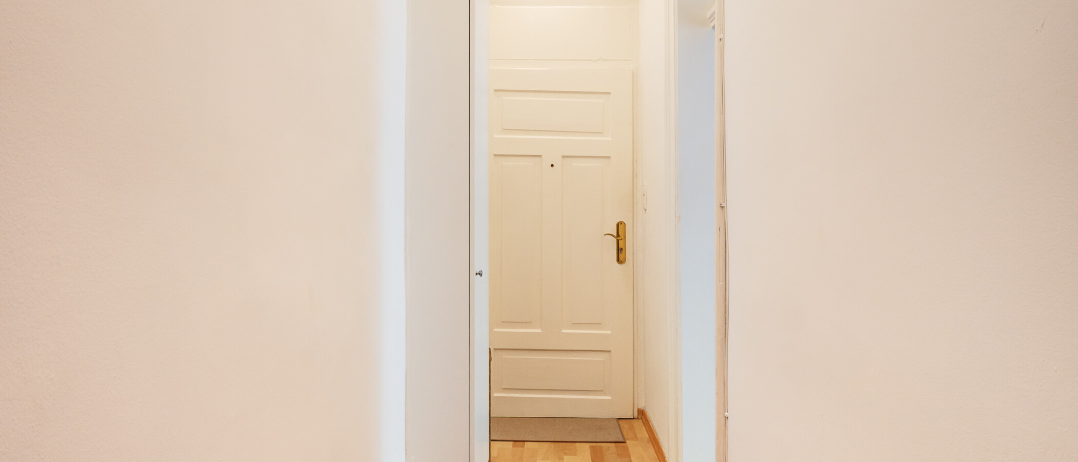 マンション München Schwabing-West 02 玄関入り口 14894