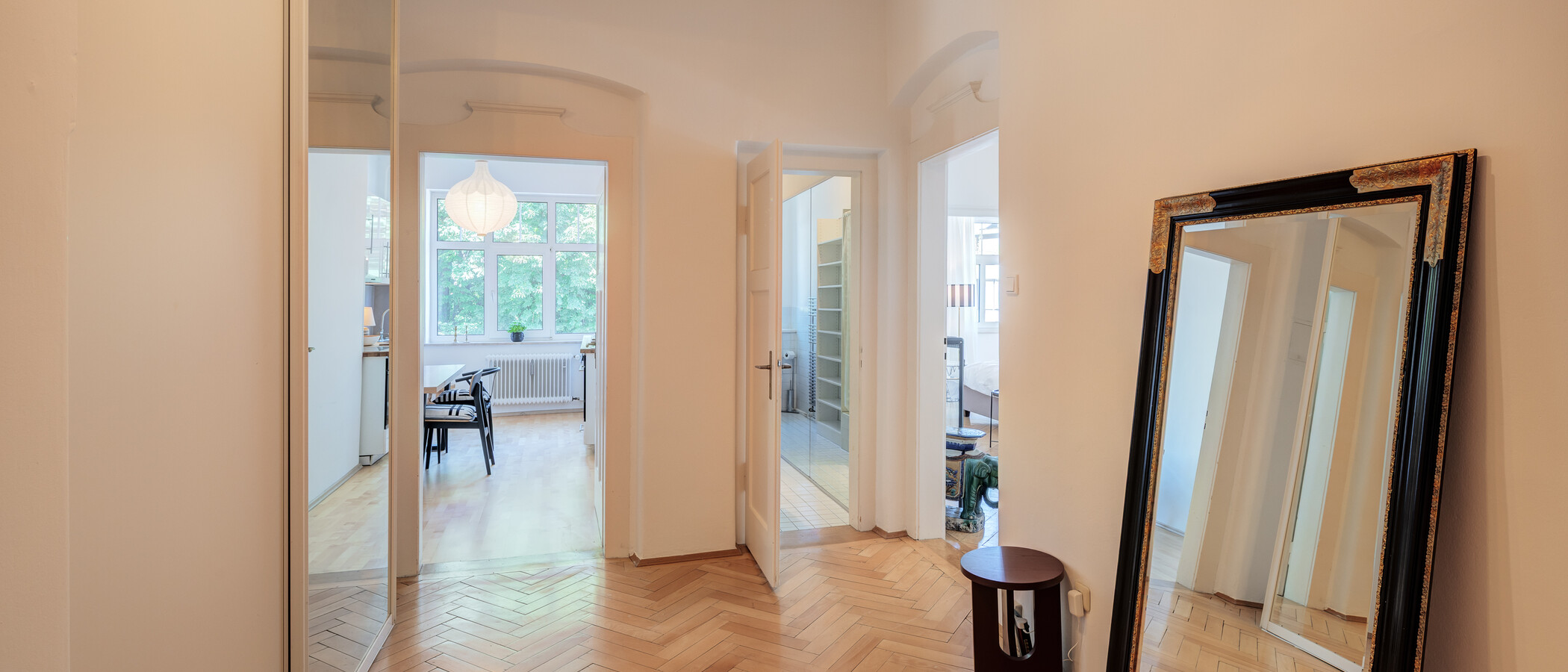 マンション München Nymphenburg 02 玄関入り口 14899