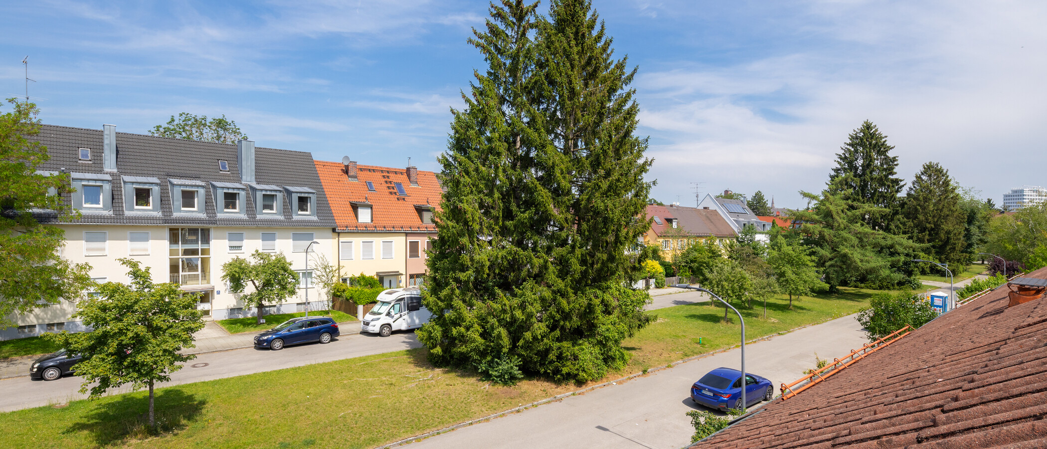 "タウン・ハウス/ローハウスのミドルハウス（外壁を共有した家の並びの両角以外のハウス） " München Untergiesing 02 物件からの眺め 14900