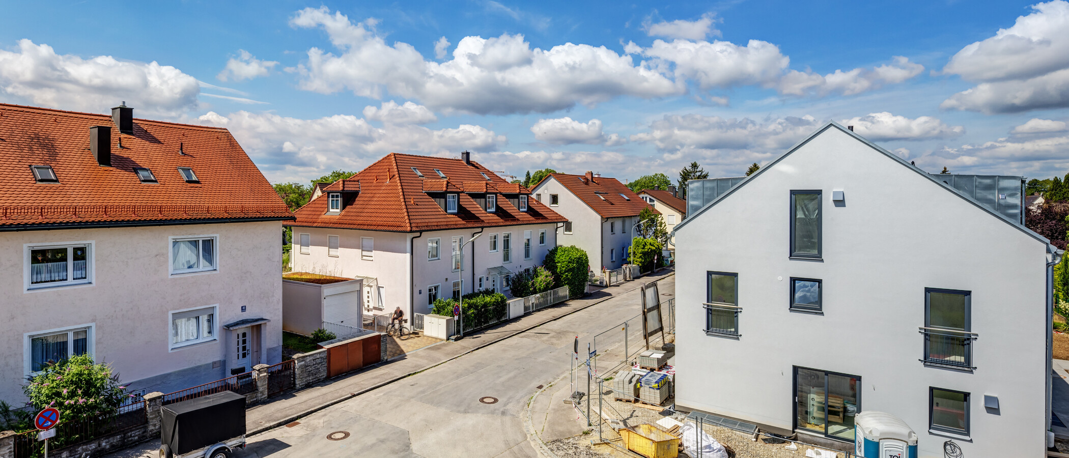 セミ・デタッチド・ハウス（一戸建てを二つに分けた家屋） München Feldmoching 02 物件からの眺め 14917