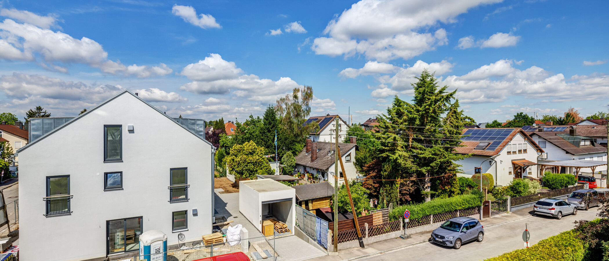 セミ・デタッチド・ハウス（一戸建てを二つに分けた家屋） München Feldmoching 03 物件からの眺め 14917