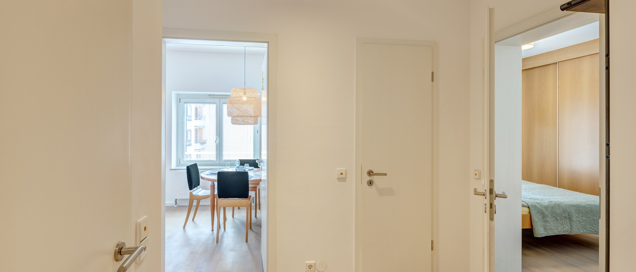 マンション München Maxvorstadt 04 玄関入り口 14928