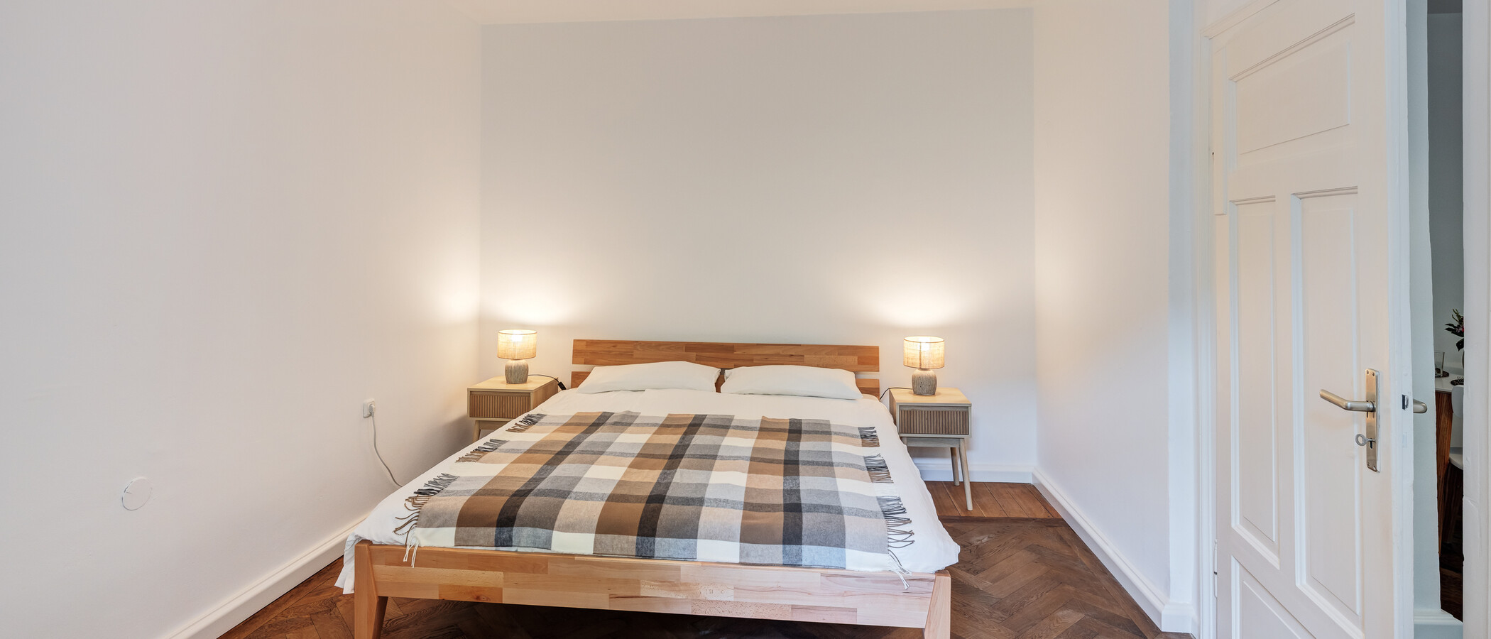 マンション München Neuhausen 01 寝室 14942