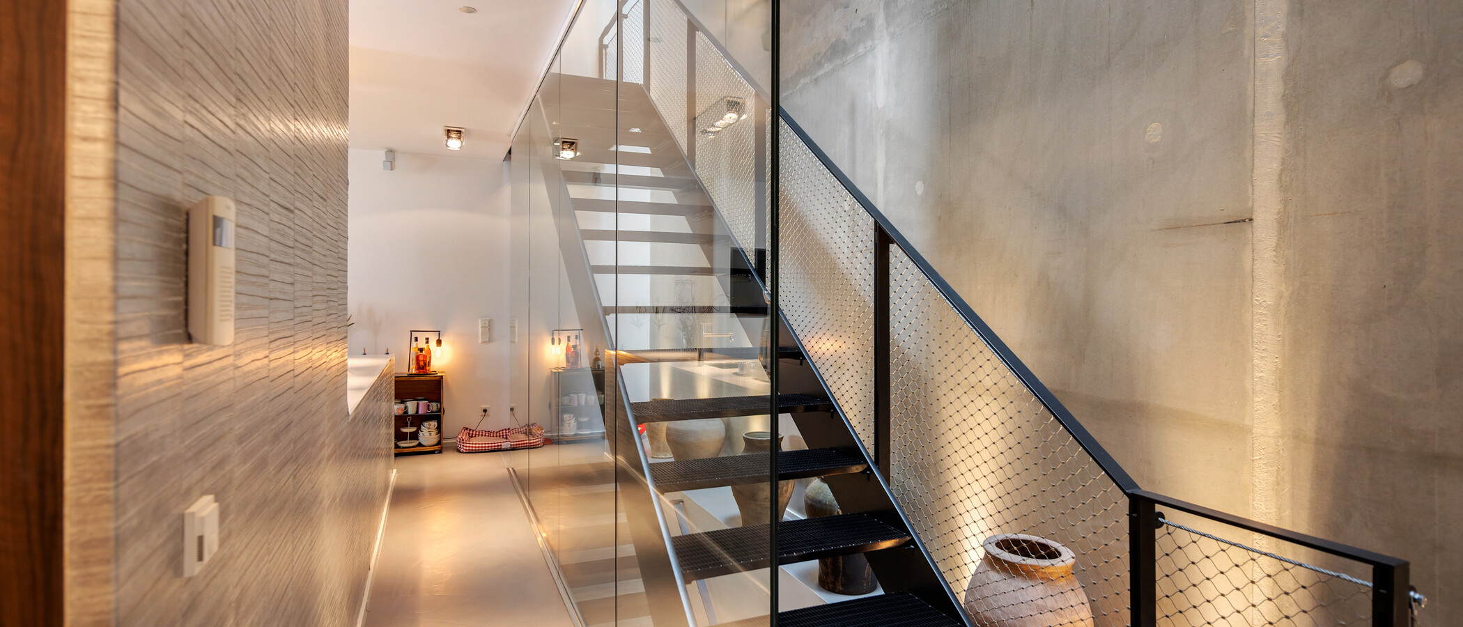 シティーハウス München Maxvorstadt 04 玄関入り口 14950