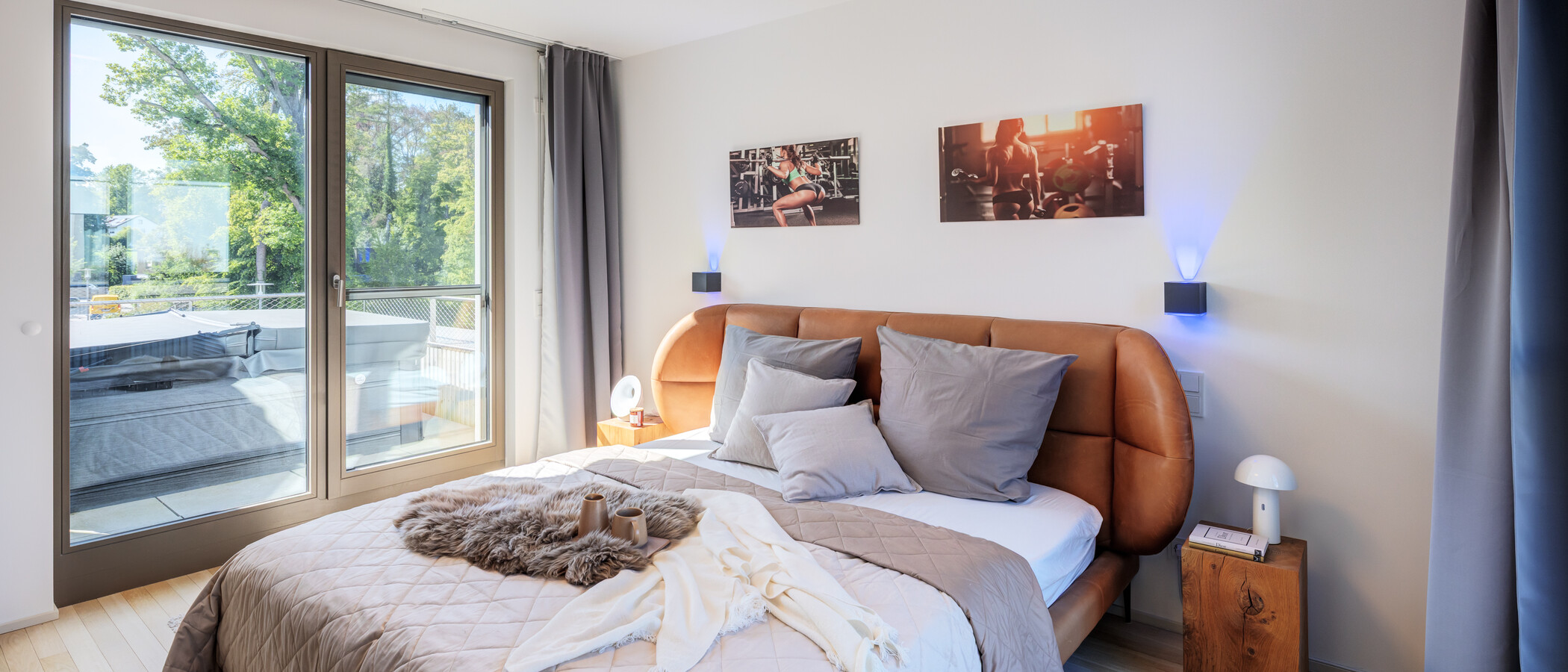 セミ・デタッチド・ハウス（一戸建てを二つに分けた家屋） Herrsching am Ammersee 01 1. 寝室 14978
