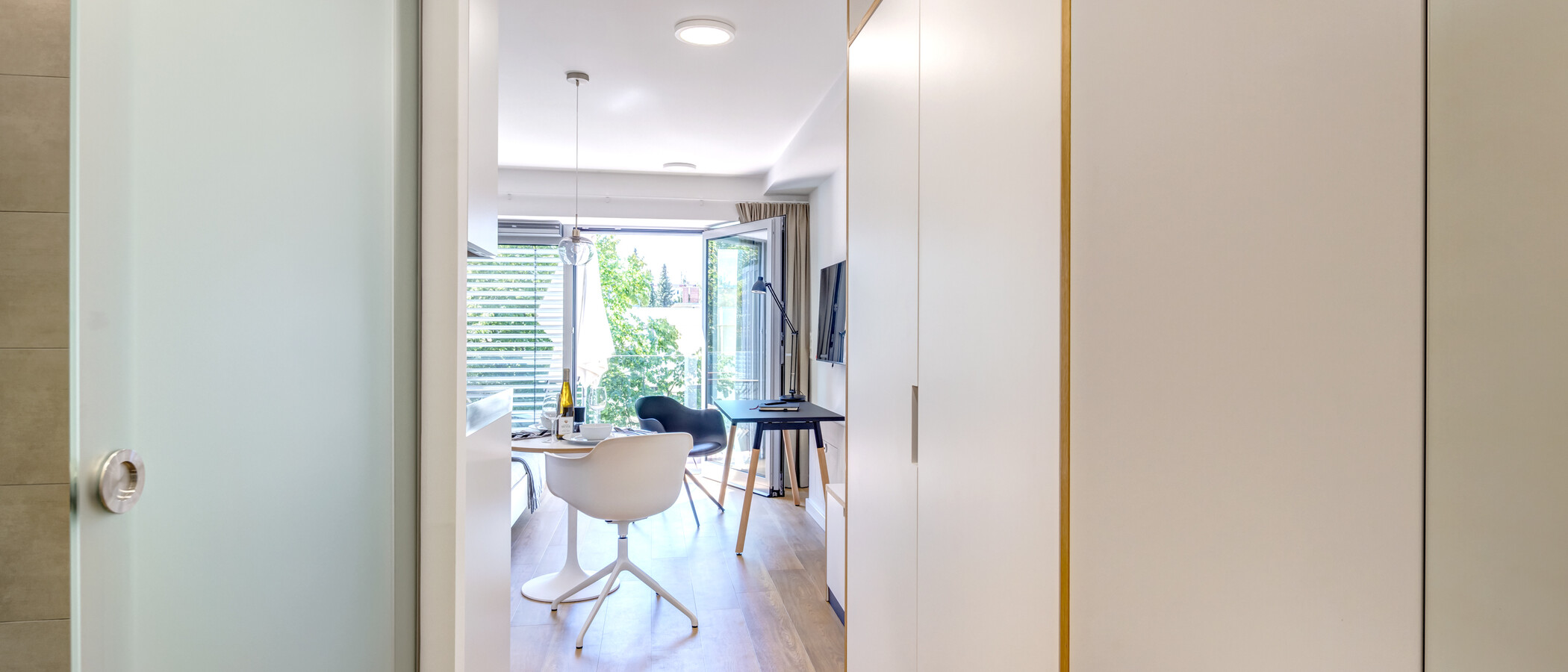 マンション München Thalkirchen 01 玄関入り口 14982