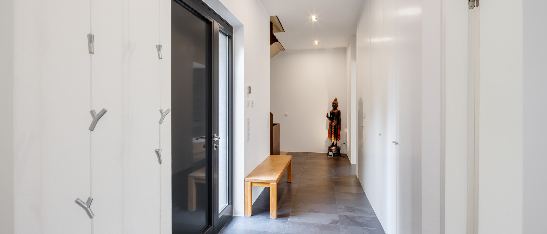 一戸建て München Untermenzing 01 玄関入り口 14987
